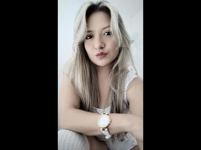 ValeriaHunter69 - Camera khiêu dâm &amp; quyến rũ trực tiếp - 22026317