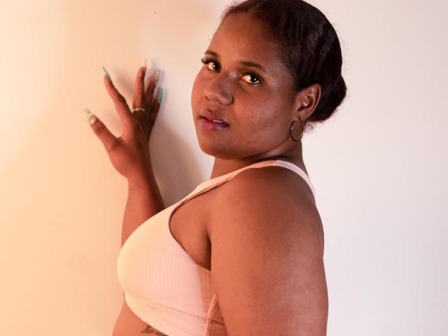 KendaCollins69 - Live sexe cam - 22026685