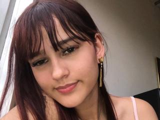 MelodyMansson - Live porn & sex cam - 22034573