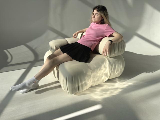 TinaRedly - Live sex cam - 22042041