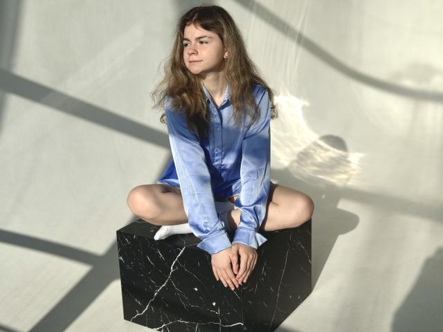 TinaRedly - Sexe cam en vivo - 22042209