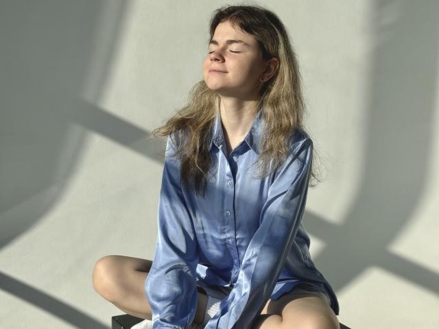 TinaRedly - Live porn &amp; sex cam - 22042213