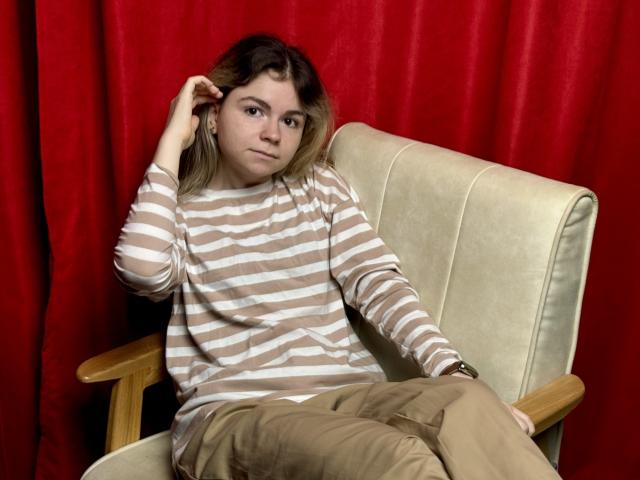 TinaRedly - Live sex cam - 22042505