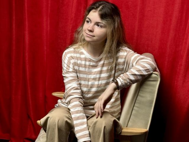 TinaRedly - Live sex cam - 22042529