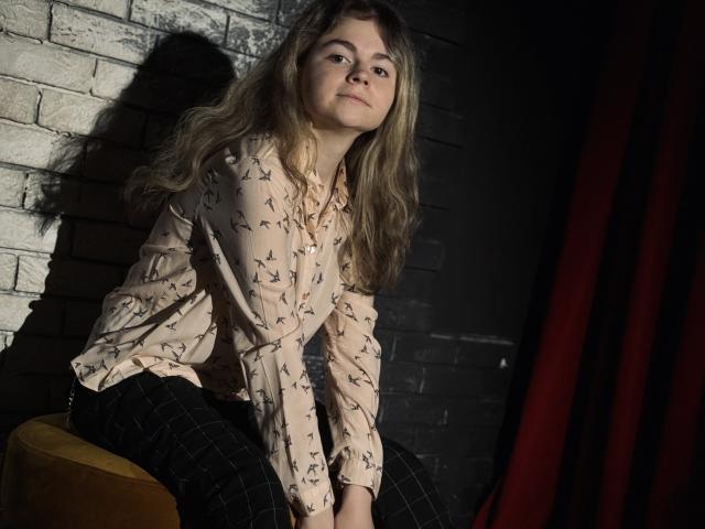 TinaRedly - Live sex cam - 22043113