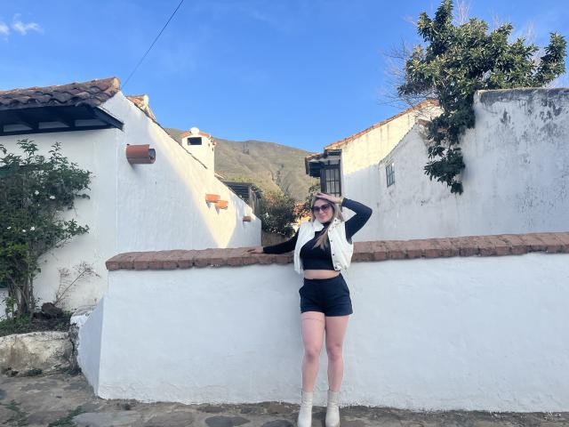 AtheneaRossi - Live sex cam - 22044637