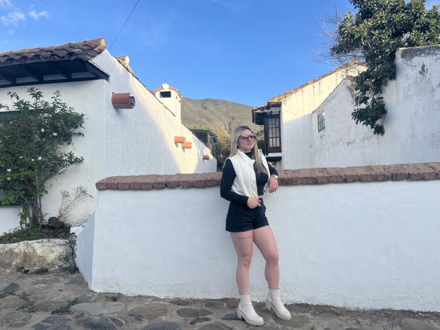 AtheneaRossi - Camera khiêu dâm &amp; quyến rũ trực tiếp - 22044649