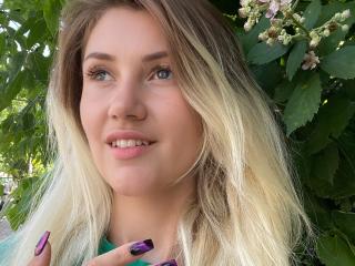 MoonBabeX - Live Sex Cam - 22047749