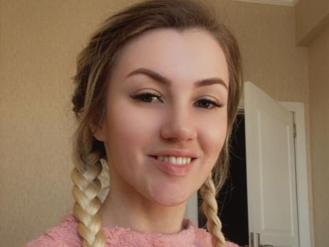 MoonBabeX - Live Sex Cam - 22047761