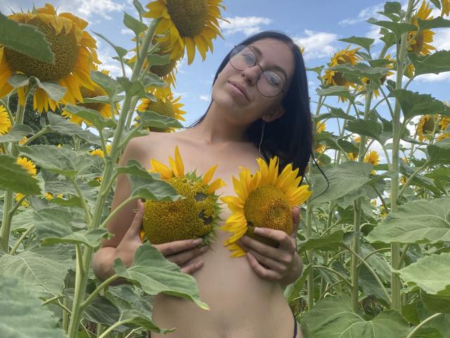 AlianaGracee - Sexe cam en vivo - 22049133