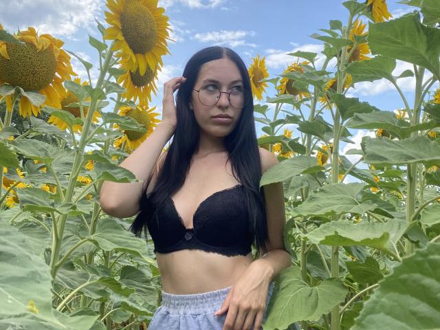 AlianaGracee - Live porn &amp; sex cam - 22049137
