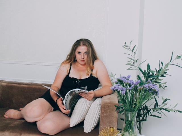 JessikaDaniels - Live sex cam - 22053057