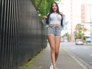 GeraldineArias - Live Sex Cam - 22056057