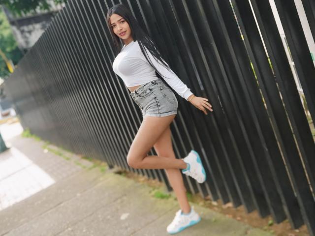 GeraldineArias - Live sex cam - 22056097