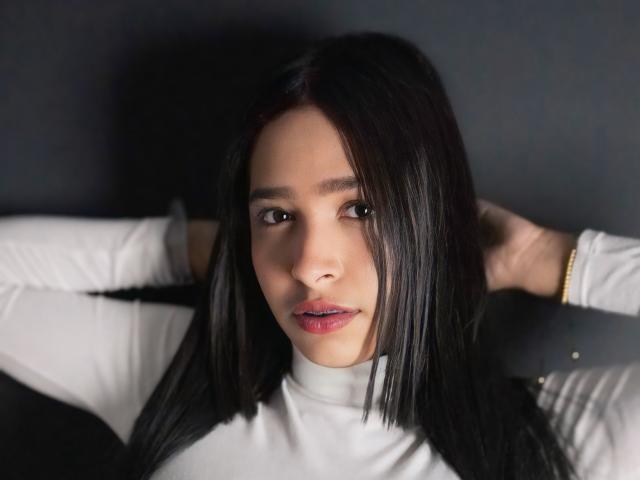 GeraldineArias - Live sex cam - 22056117