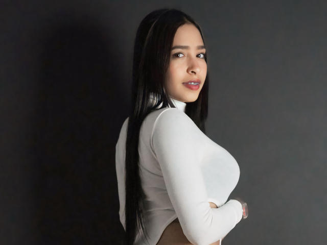 GeraldineArias - Live sex cam - 22056185