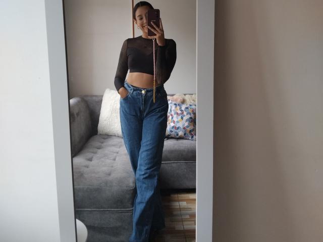 Mllevv - Live sex cam - 22056389