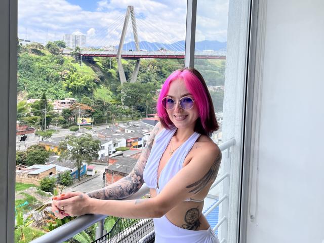 SarahRousen - Live sexe cam - 22057701