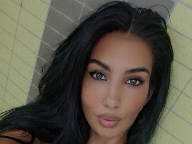 BrunetteBabe69 - פורנו בשידור חי ומצלמת סקס - 22060637
