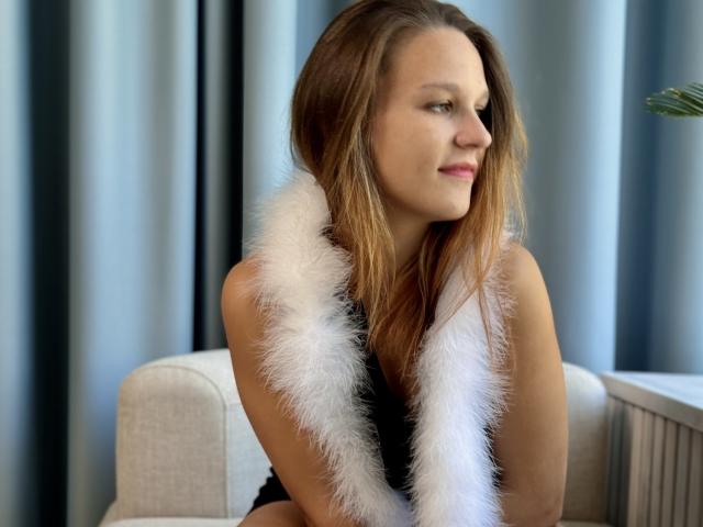 LexyVrign - Live porn &amp; sex cam - 22061117