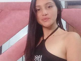 BellaCalderon - Live Sex Cam - 22064869