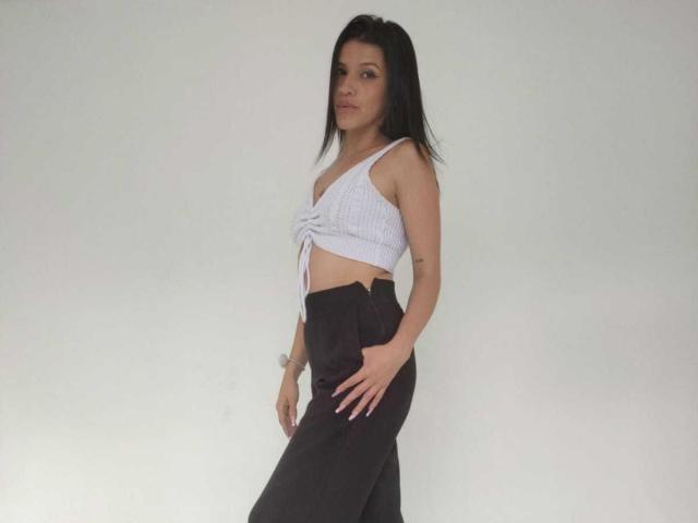 MiaDBrown - Live sex cam - 22065485