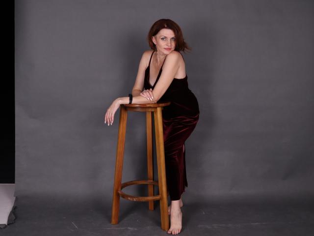 LisaTreds - Live sex cam - 22068737