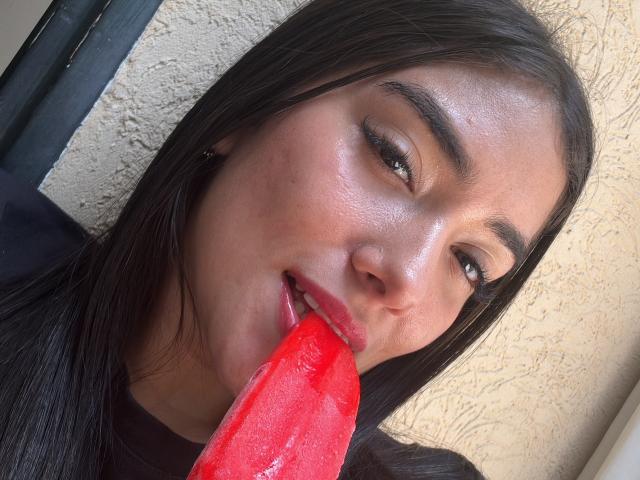 SharonKlart - Live porn &amp; sex cam - 22070177