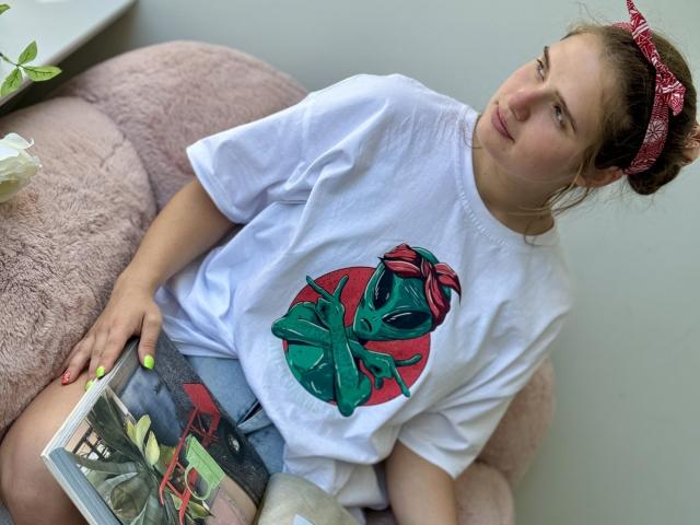 CarolineHott69 - Live sex cam - 22074761