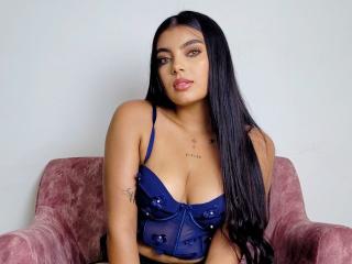 SalomeJoness - Live Sex Cam - 22080365