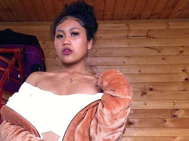 SophieSonyas - Sexe cam en vivo - 22083085