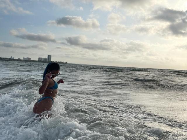 AlessiaFerry - Live sex cam - 22086613