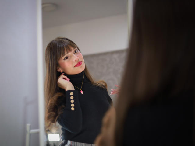 MelodySwet - Live sex cam - 22089277