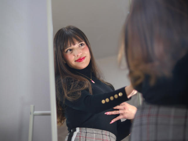 MelodySwet - Live sex cam - 22089293