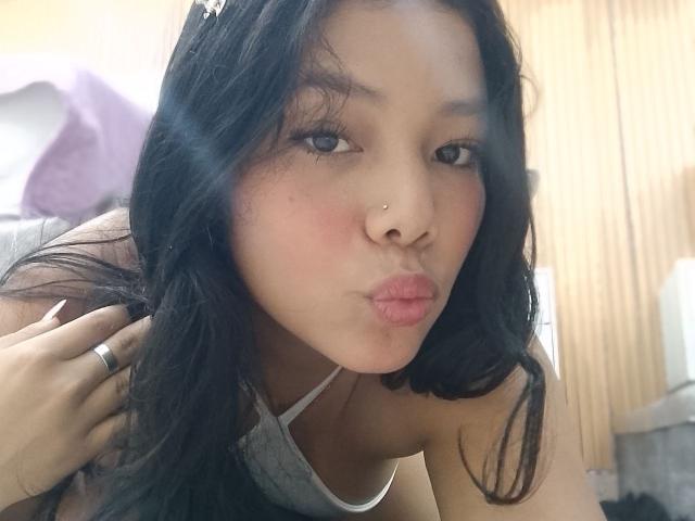 SalmaVitori - Live sex cam - 22089685