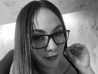 ValeryHarllow - Live sex cam - 22090121