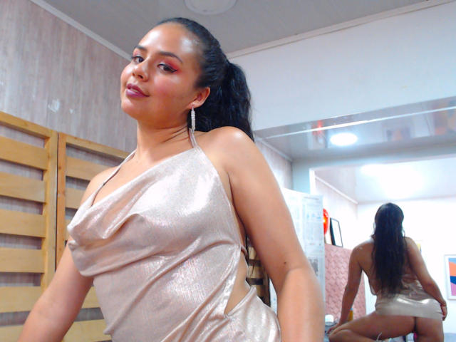 ArielleWilde - Live sex cam - 22090201