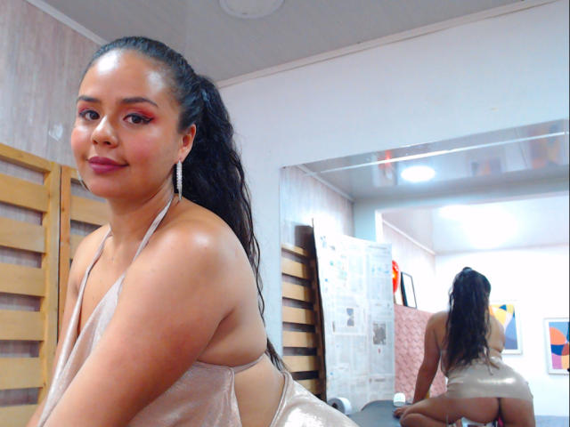 ArielleWilde - Live porn &amp; sex cam - 22090205