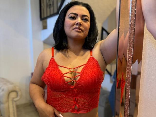 AntonellaaCruz - Live Sex Cam - 22095157