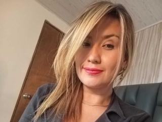 ValeryHottie69 - Live Sex Cam - 22095265