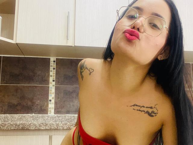 AlisonFerry - Live porn &amp; sex cam - 22095477