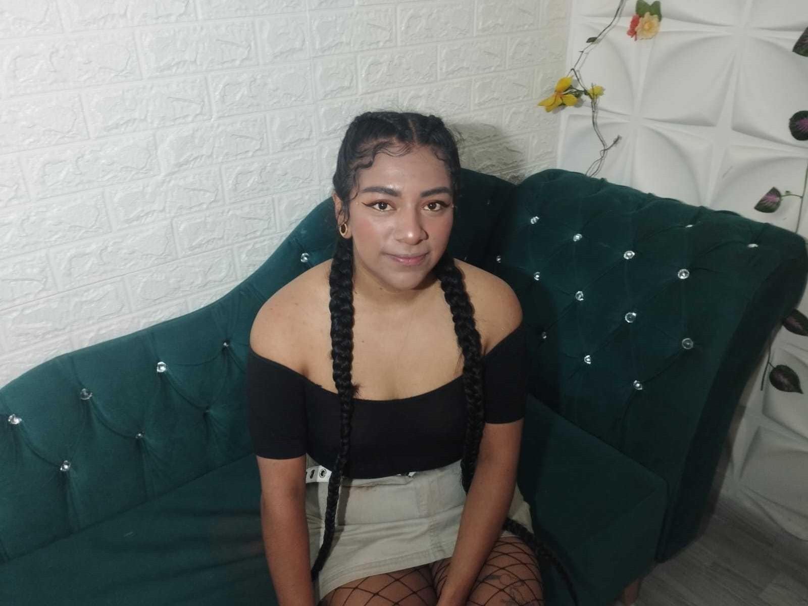 AngelaMoretti - Live porn &amp; sex cam - 22096257