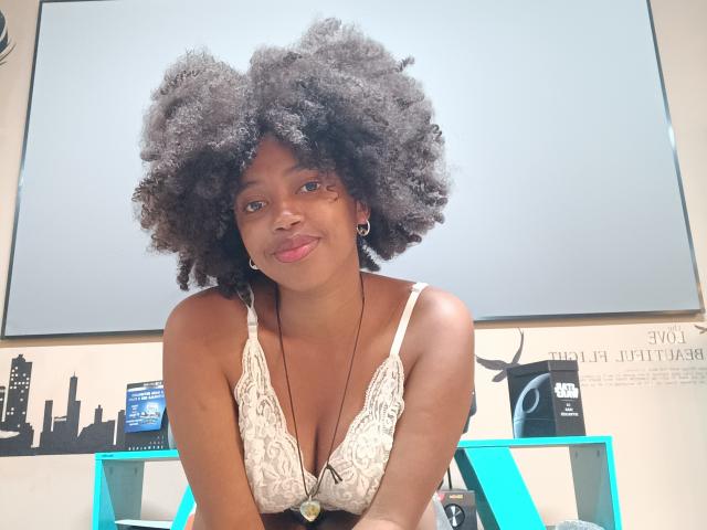 ChezRobert - Live Sex Cam - 22096877