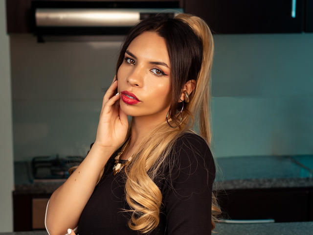 VioletaStone - Live porn &amp; sex cam - 22103181