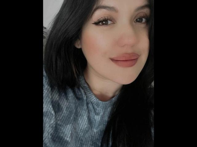LauraRichis - Sexe cam en vivo - 22104713
