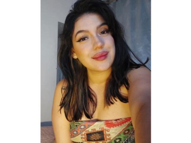 LauraRichis - Sexe cam en vivo - 22104717