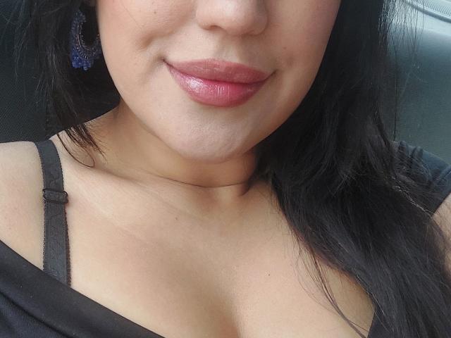LauraRichis - Live porn &amp; sex cam - 22104761