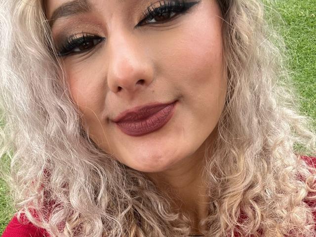 FloraSaenz - Live sexe cam - 22108305