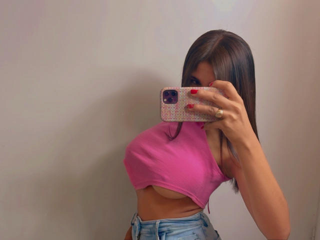 LunaMiranda - Live porn &amp; sex cam - 22110001
