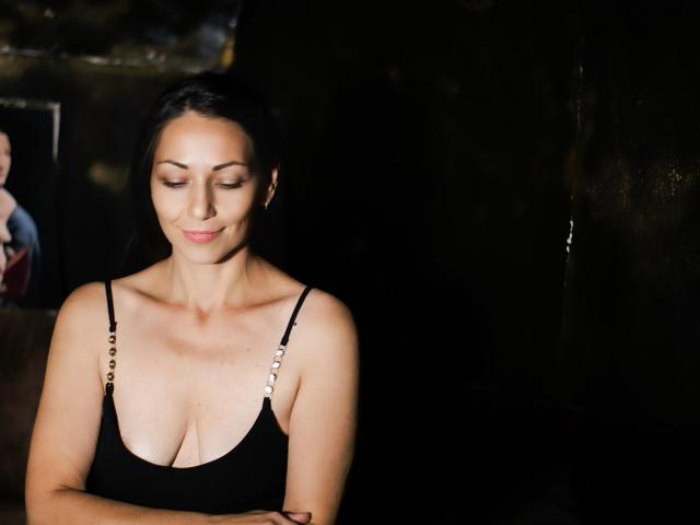 LiluGrants - Sexe cam en vivo - 22112069